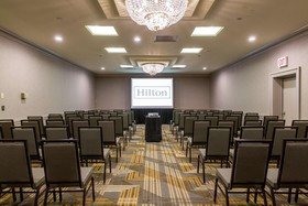 Hilton Chicago/Oak Lawn