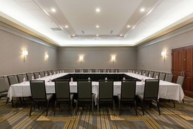 Hilton Chicago/Oak Lawn