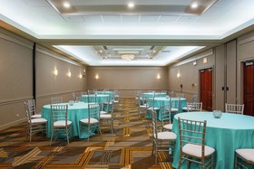 Hilton Chicago/Oak Lawn