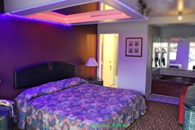 Miami Inn & Suites