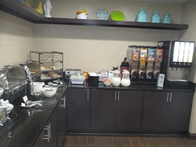 Rodeway Inn & Suites
