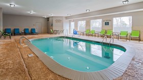 Rodeway Inn & Suites