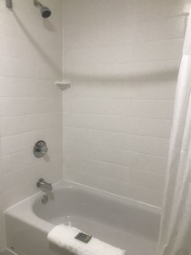 Rodeway Inn & Suites