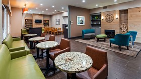 Rodeway Inn & Suites