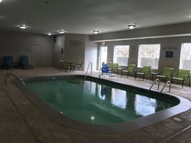 Rodeway Inn & Suites