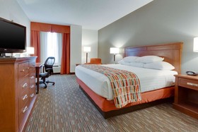 Drury Inn & Suites St. Louis O'Fallon, IL