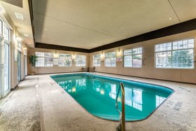 HomeTowne Studios & Suites St Louis - O Fallon, IL