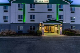 HomeTowne Studios & Suites St Louis - O Fallon, IL