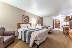 HomeTowne Studios & Suites St Louis - O Fallon, IL