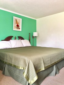 Travelers Inn Motel