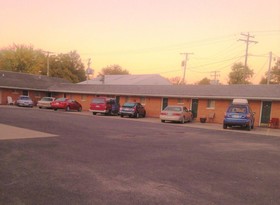 Travelers Inn Motel