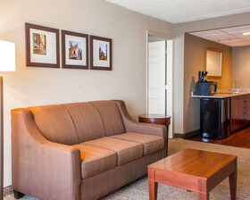 Quality Inn & Suites Orland Park