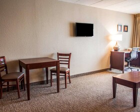 Quality Inn & Suites Orland Park