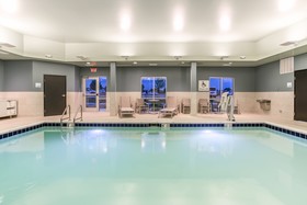 Holiday Inn Express & Suites Ottawa