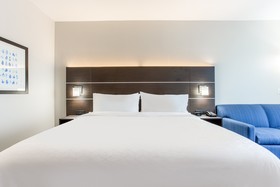 Holiday Inn Express & Suites Ottawa