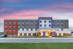 Holiday Inn Express & Suites Ottawa