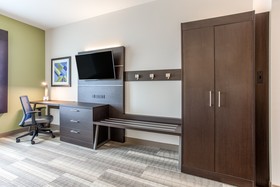 Holiday Inn Express & Suites Ottawa