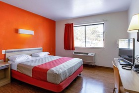 Motel 6 Chicago Northwest - Palatine