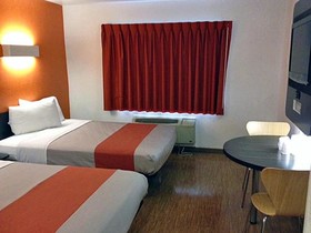 Motel 6 Chicago Northwest - Palatine