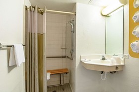 Motel 6 Chicago Northwest - Palatine