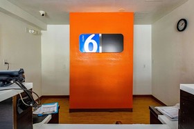 Motel 6 Chicago Northwest - Palatine