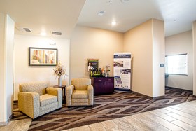 Cobblestone Hotel & Suites Paxton