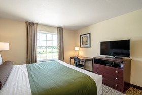 Cobblestone Hotel & Suites Paxton