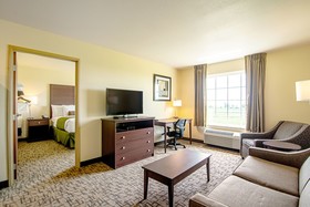 Cobblestone Hotel & Suites Paxton