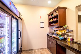 Cobblestone Hotel & Suites Paxton