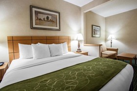 Comfort Suites Peoria I-74