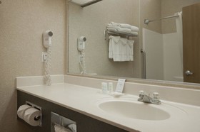 Comfort Suites Peoria I-74