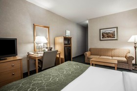 Comfort Suites Peoria I-74