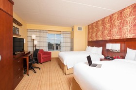 Courtyard Peoria Downtown