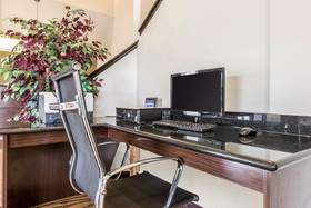 SureStay Plus Hotel by Best Western Peoria