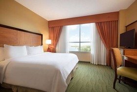Embassy Suites East Peoria Hotel & Riverfront Conference Center