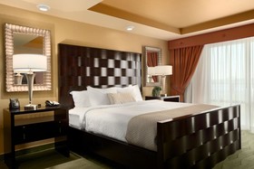 Embassy Suites East Peoria Hotel & Riverfront Conference Center