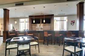 Holiday Inn & Suites Peoria At Grand Prairie