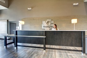 Holiday Inn & Suites Peoria At Grand Prairie