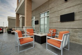 Holiday Inn & Suites Peoria At Grand Prairie