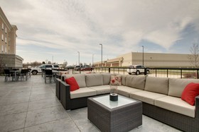 Holiday Inn & Suites Peoria At Grand Prairie