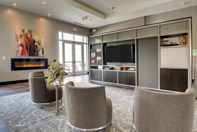 Holiday Inn & Suites Peoria At Grand Prairie