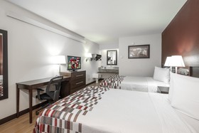 Travelodge by Wyndham Peoria