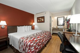 Travelodge by Wyndham Peoria