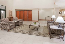 Wingate By Wyndham Peoria