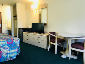 Americas Best Value Inn and Suites