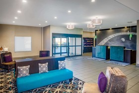 La Quinta Inn & Suites by Wyndham Pontoon Beach