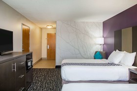 La Quinta Inn & Suites by Wyndham Pontoon Beach