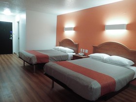 Red Lion Inn & Suites Pontoon Beach