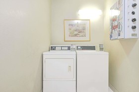 Super 8 by Wyndham Pontoon Beach IL/St. Louis MO Area