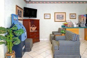 Super 8 by Wyndham Pontoon Beach IL/St. Louis MO Area
